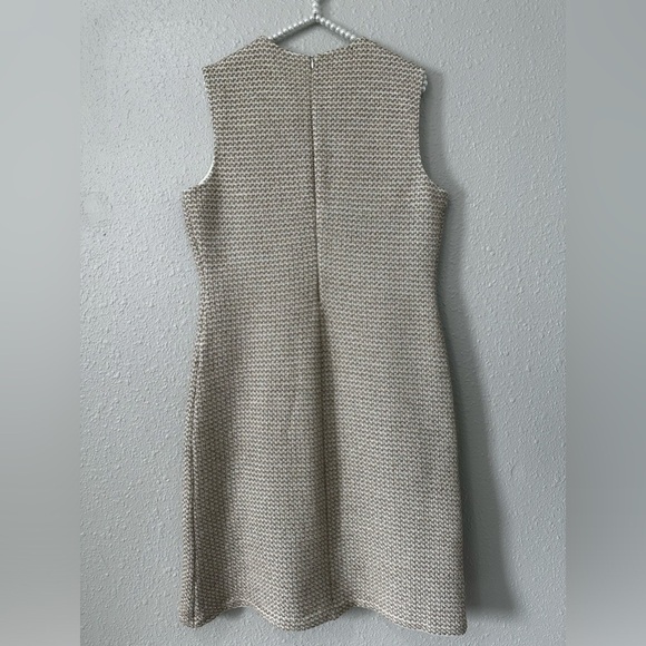 St. John Sleeveless Tweed Cream Color Dress Size L (12) - Picture 2 of 13